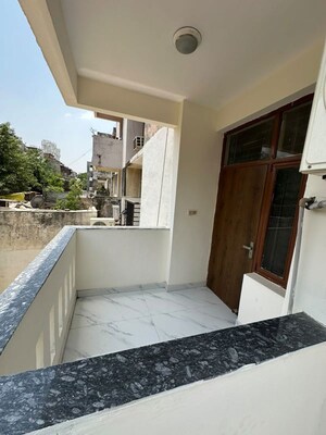 Balcony in 3 BHK Builder Floor at Sector 57 – for Rent