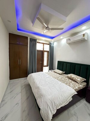 Bedroom in 3 BHK Builder Floor at Sector 57 – for Rent