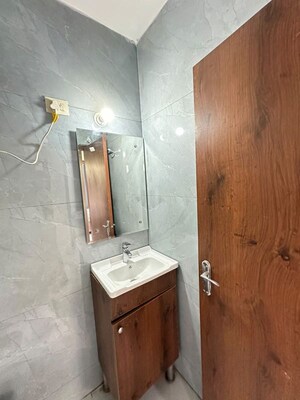 Bathroom in 3 BHK Builder Floor at Sector 57 – for Rent