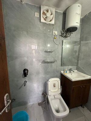 Bathroom in 3 BHK Builder Floor at Sector 57 – for Rent