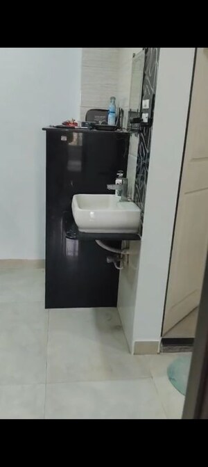 Furnished Amenities in 2 BHK Apartment at Bansi Villa, Vile Parle West – for Rent
