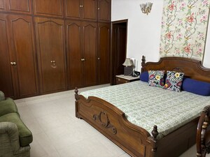 Bedroom in 3 BHK Apartment at Arun Vihar, Sector 29 – for Rent