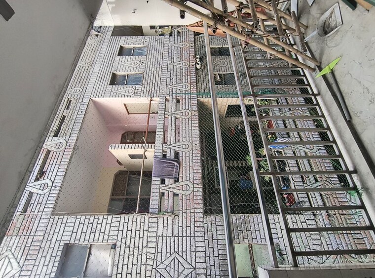 Balcony, govindpuri 2 Bedroom 680 Sq.Ft. Builder Floor In Govindpuri Delhi 10445674