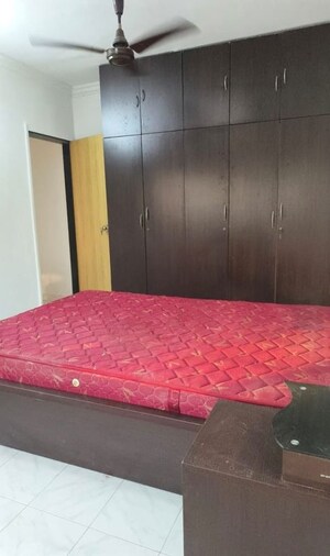 Bedroom in 2 BHK Apartment at Andheri West – for Rent