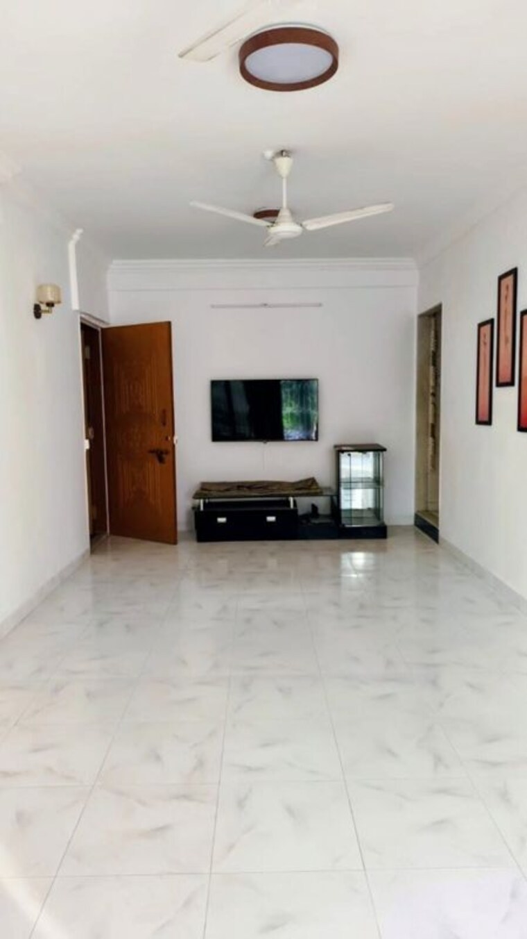Living Room, andheri west 2 Bedroom 800 Sq.Ft. Apartment In Andheri West Mumbai 10437181