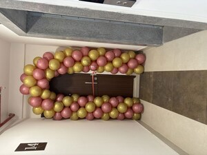 Furnished Amenities in 2 BHK Apartment at Omkar Signet, Malad East – for Sale