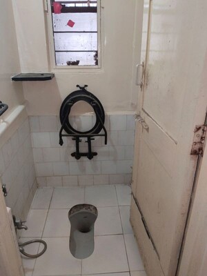 Bathroom in 1 BHK Apartment at bharat vihar Erandwane, Erandwane – for Rent