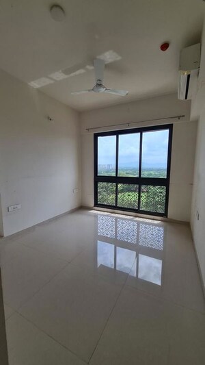 3 BHK Apartment For Rent in Lodha Lakeshore Greens, Dombivli East