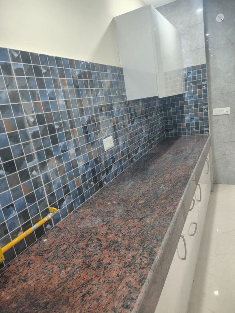 Balcony, sector 21d 4 Bedroom 2200 Sq.Ft. Apartment In Sector 21d Faridabad 10446930
