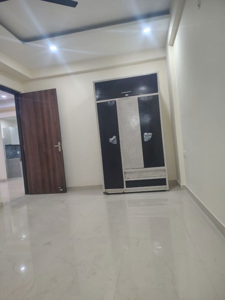 undefined, sector 21d 4 Bedroom 2200 Sq.Ft. Apartment In Sector 21d Faridabad 10446930