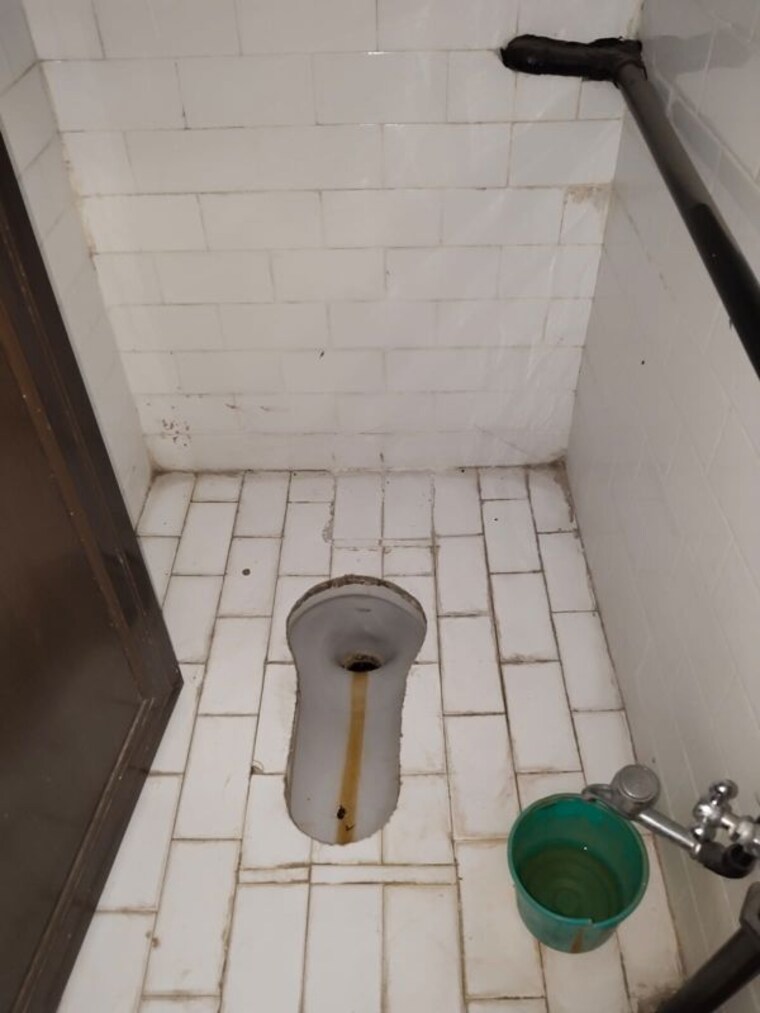 Bathroom, erandavane-chs 1 Bedroom 560 Sq.Ft. Apartment In Erandwane Pune 10446963