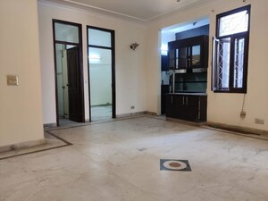 Room in 2 BHK Builder Floor at Malviya Nagar – for Rent