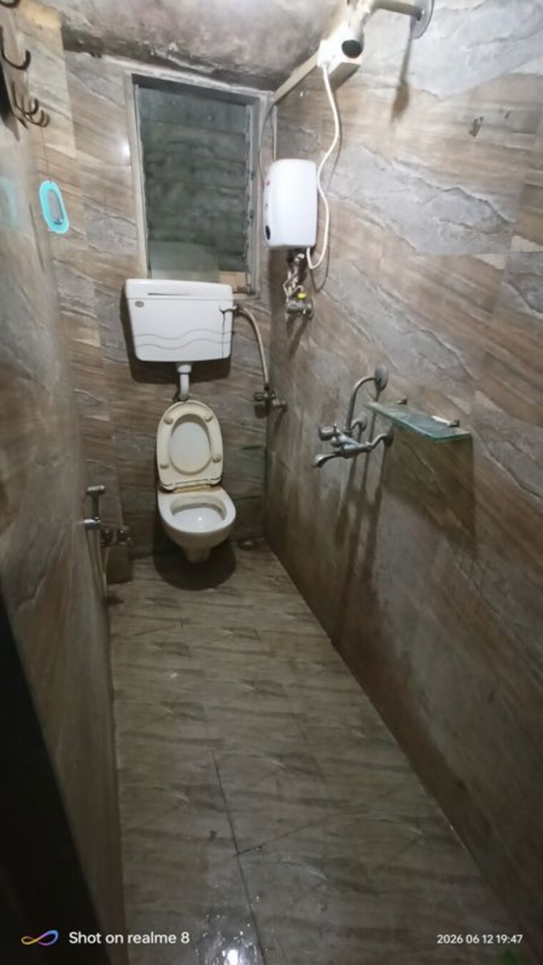 Bathroom, sher-e-punjab 1 RK 450 Sq.Ft. Apartment In Andheri East Mumbai 10446966