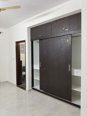 Room in 2 BHK Builder Floor at Vijaya Bank Layout – for Rent