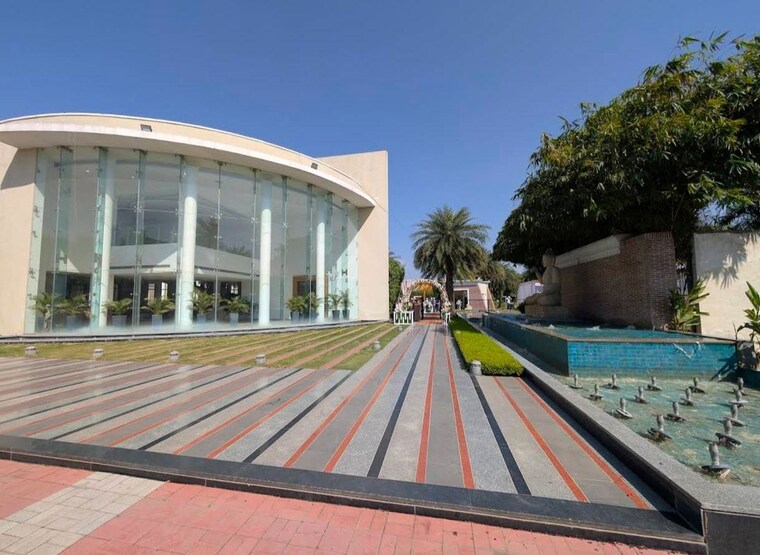 Swimming Pool, sector 22 3 Bedroom 2256 Sq.Ft. Builder Floor In Sector 22 Chandigarh 10446955