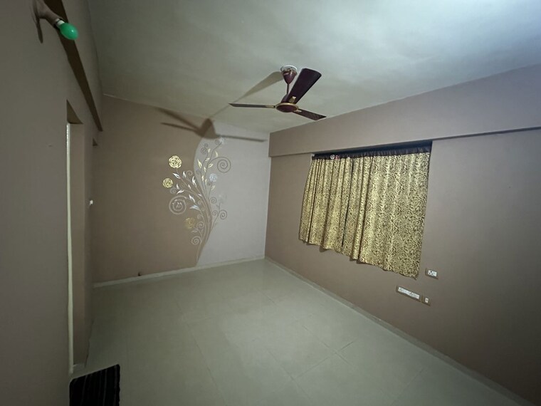 Master Bedroom, dorabjee-paradise-building-a-b-condominium 2.5 Bedroom 1182 Sq.Ft. Apartment In Mohammadwadi Pune 10443391