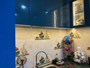Team Area in 5 BHK Independent House at New Palam Vihar – for Sale