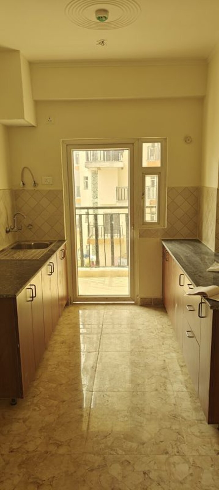 Kitchen, amrapali-centurian-park 3 Bedroom 1400 Sq.Ft. Apartment In Tech Zone 4 Greater Noida Greater Noida 9932206