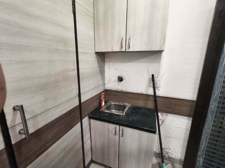 Kitchen, netaji subhash place Commercial Office Space 475 Sq.Ft. In Netaji Subhash Place Delhi 10447044