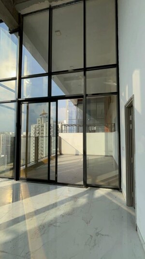 Living Room in 4 BHK Penthouse at Bagiamau – for Sale