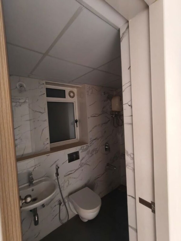 Bathroom, lodha-codename-premier 2 Bedroom 856 Sq.Ft. Apartment In Dombivli East Thane 10447095