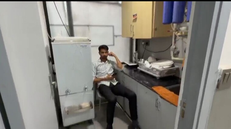 Team Area, nehru place Commercial Office Space in IT/SEZ 3090 Sq.Ft. In Nehru Place Delhi 10447109