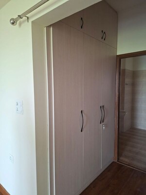 Room in 3 BHK Apartment at ATS Golf Meadows Lifestyle, Central Derabassi – for Rent