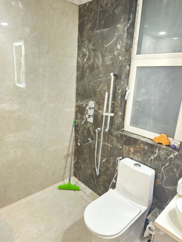 Attached Bathroom, ild-grand 3 Bedroom 1820 Sq.Ft. Apartment In Sector 37c Gurgaon 10447092