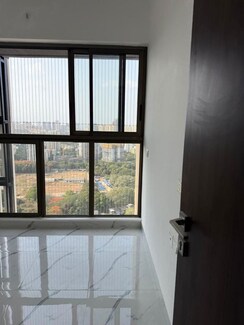 2 BHK Apartment For Rent in Raymond Ten X Habitat