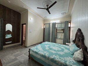 4 BHK Independent House For Rent in Sector 4