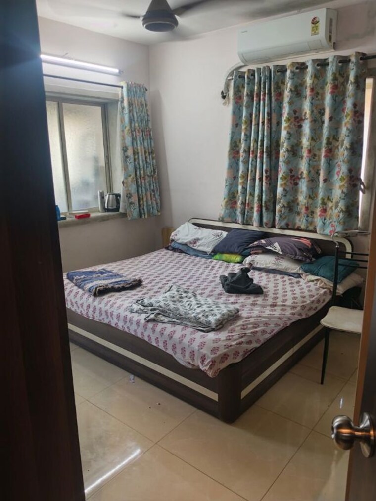 Bedroom, naupada 2 Bedroom 800 Sq.Ft. Apartment In Naupada Thane 10447183
