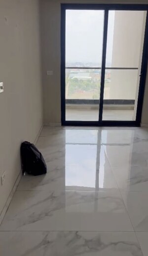 2 BHK Apartment For Rent in M3M Skywalk, Sector 74
