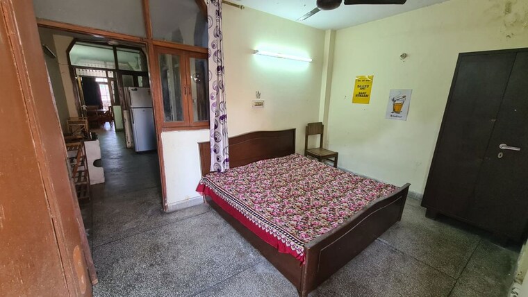 Bedroom, lajpat nagar ii 1 Bedroom 700 Sq.Ft. Builder Floor In Lajpat Nagar ii Delhi 10447238