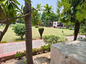  Plot – Garden View at Jankipuram - for Sale