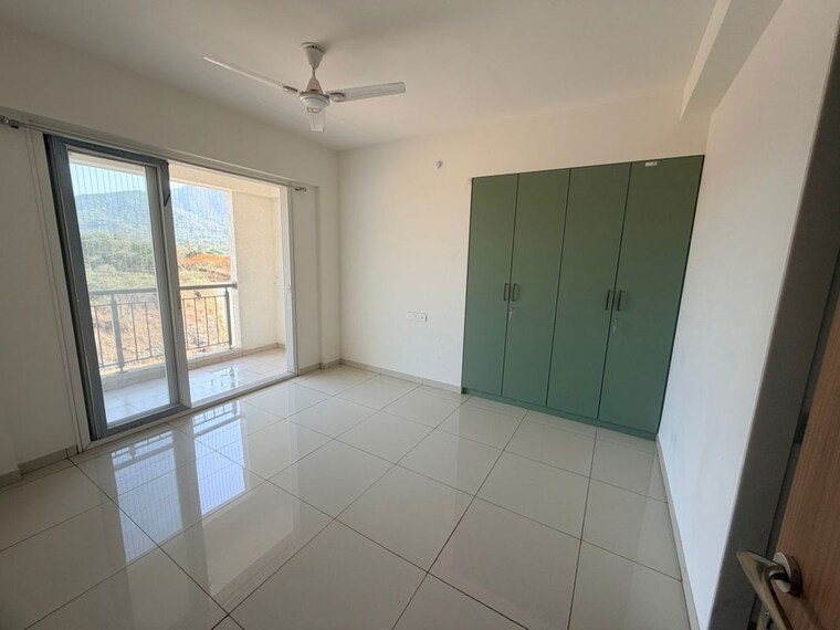 Room, godrej-emerald-vista 3 Bedroom 940 Sq.Ft. Apartment In Ghodbunder Road Thane 10447289