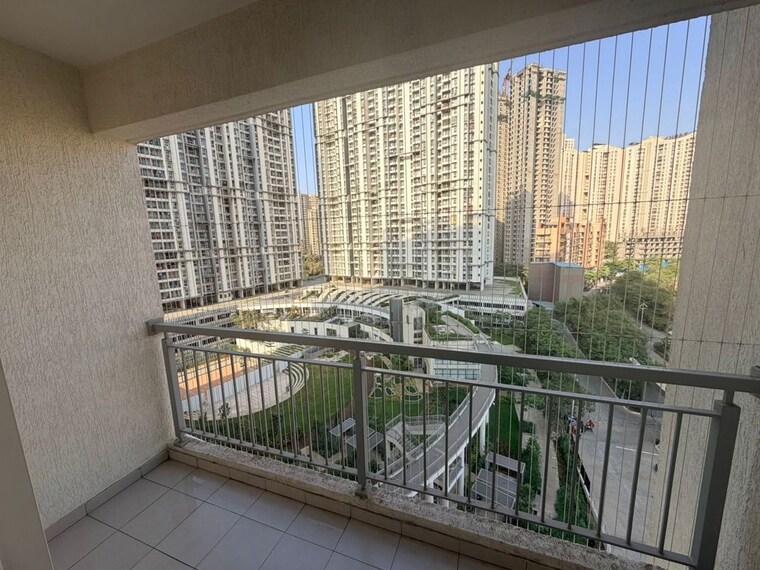 Balcony, godrej-emerald-vista 3 Bedroom 940 Sq.Ft. Apartment In Ghodbunder Road Thane 10447289