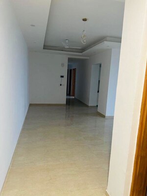 Room in 3 BHK Apartment at Omaxe New Chandigarh, North Mullanpur – for Rent