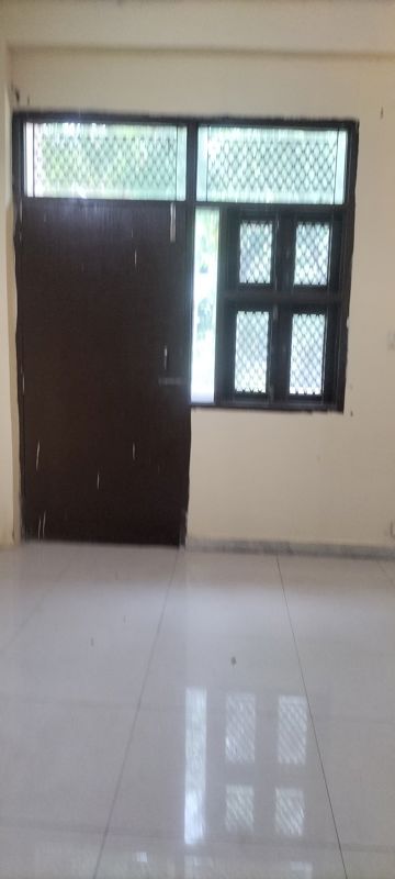 2 BHK + Extra Room 100 Sq.Mt. Independent House in Alpha 1 RWA