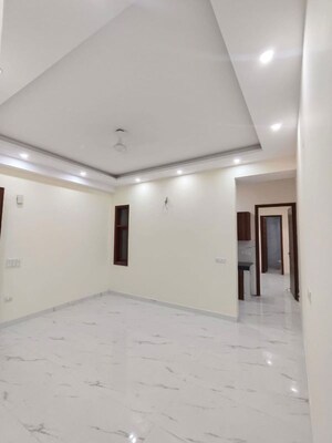 Room in 2 BHK Builder Floor at Jawahar Nagar – for Rent