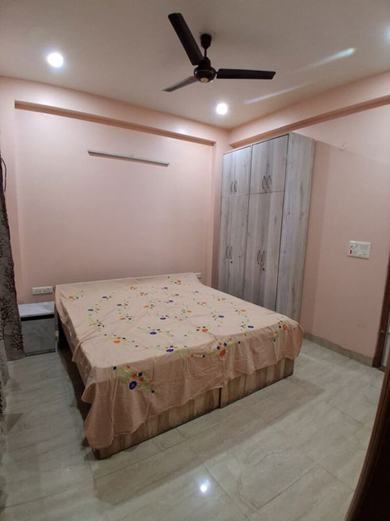 Bedroom, sector 40 3 Bedroom 2060 Sq.Ft. Builder Floor In Sector 40 Gurgaon 10447317