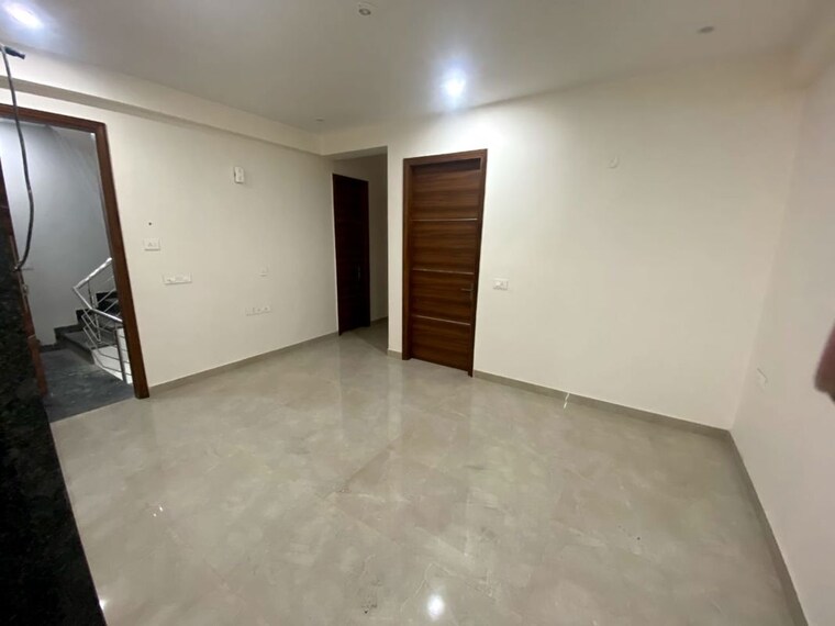 Room, sector 51 3 Bedroom 1402 Sq.Ft. Builder Floor In Sector 51 Gurgaon 10447331