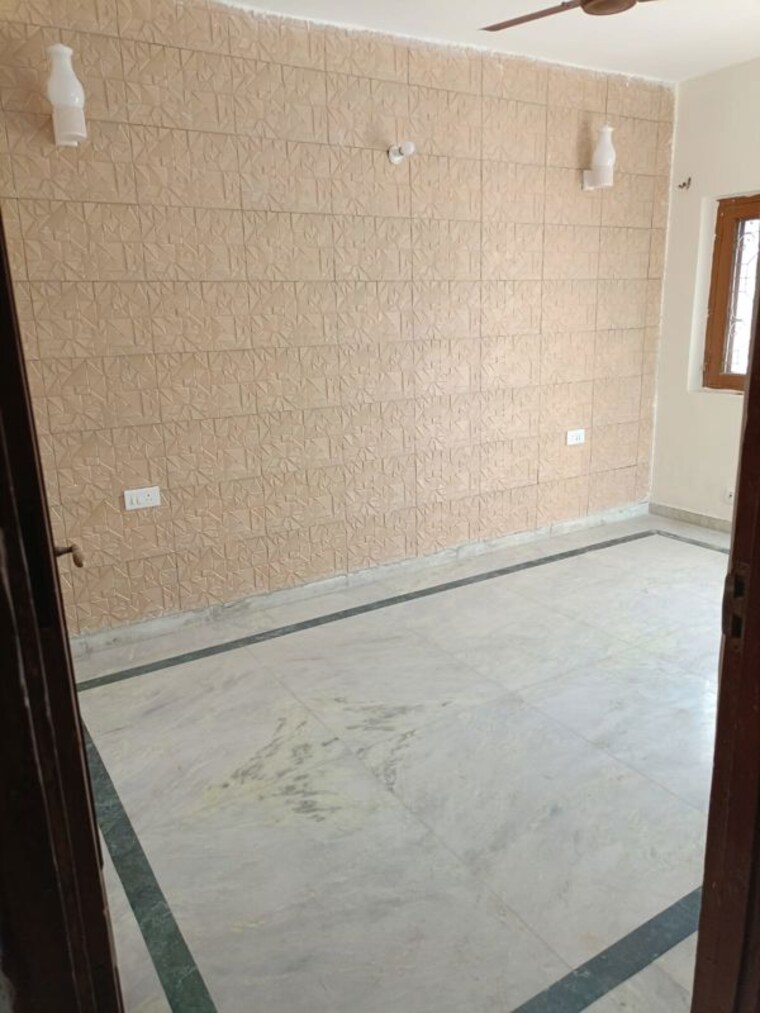 Room, sai-kutir-sector-49 2 Bedroom 1258 Sq.Ft. Builder Floor In Sector 49 Noida 10447358