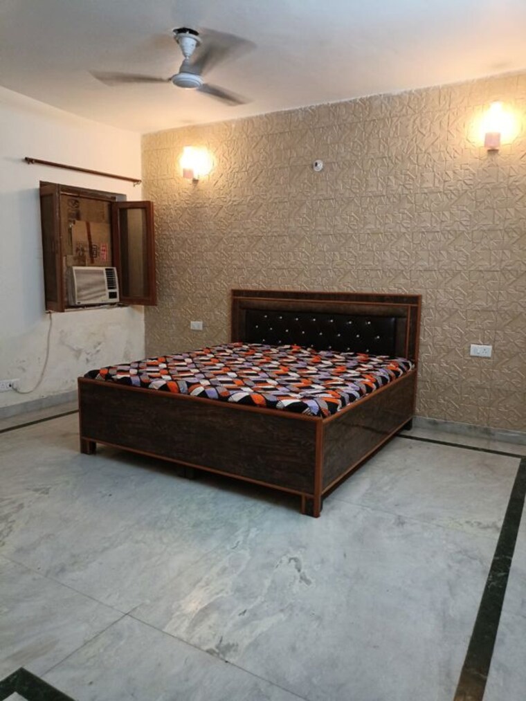 Bedroom, sai-kutir-sector-49 2 Bedroom 1258 Sq.Ft. Builder Floor In Sector 49 Noida 10447358