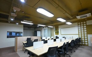  Office Space For Rent in Sun Westbank, Navrangpura