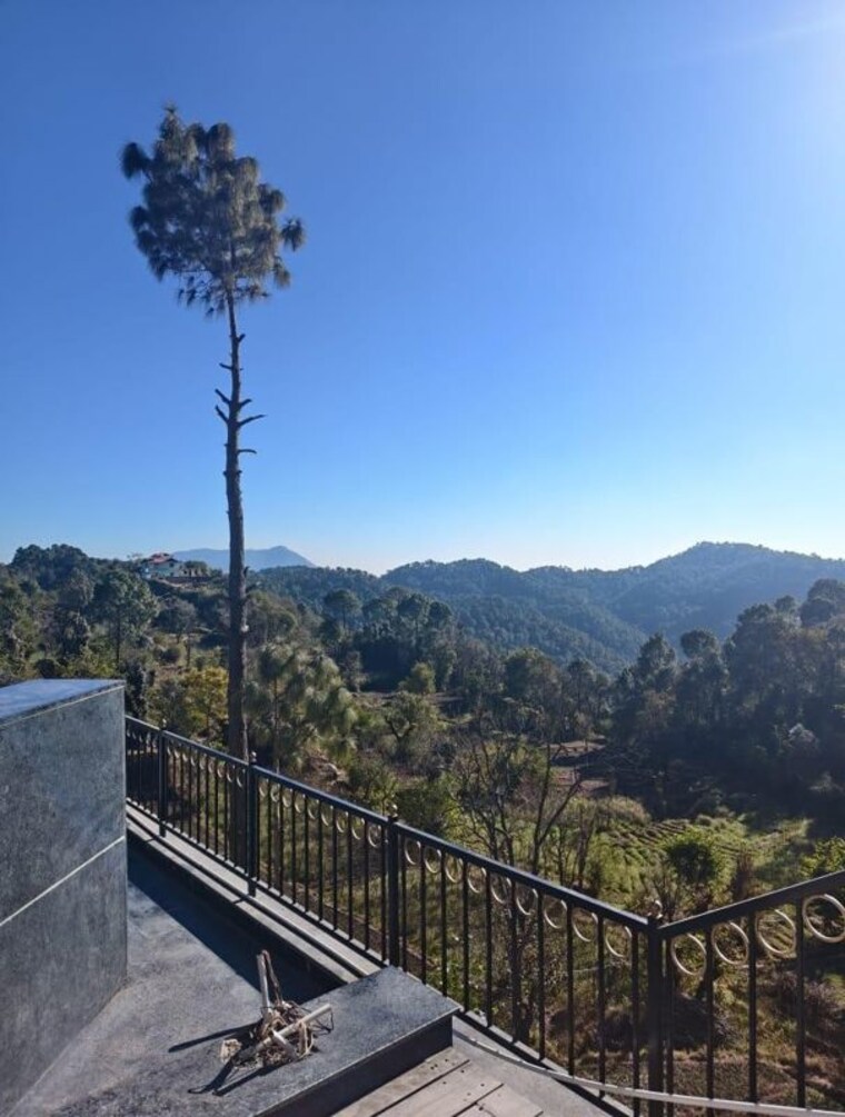 Balcony, ourea-valley 2 Bedroom 1350 Sq.Ft. Apartment In Kasauli Solan 10447377