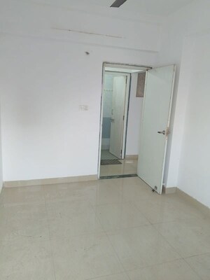 Room in 1 BHK Apartment at Bharat Vihar – for Rent