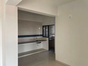 Room in 2 BHK Apartment at Vishwanath Maher Homes 5, Shela – for Rent