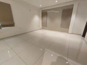 Room in 4 BHK Villa at Bhayli – for Sale