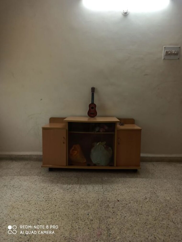 Living Room, pragati-apartments-dahanukar-colony 1 Bedroom 530 Sq.Ft. Apartment In Dahanukar Colony Pune 10447520