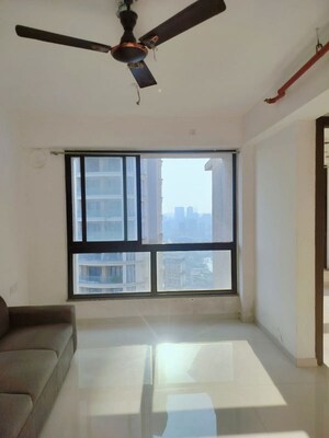 Room in 2 BHK Apartment at Sunteck Avenue 2, Goregaon West – for Rent
